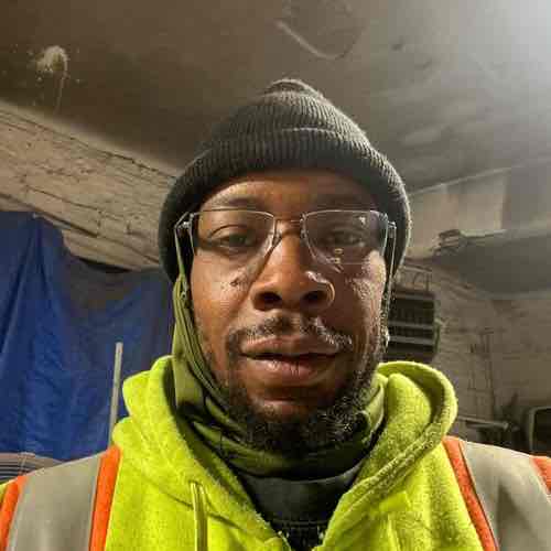 Green Thumb Lawn Care Logo