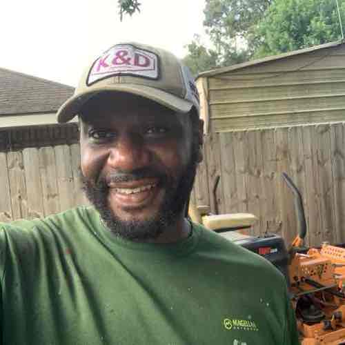 GRASS EFX LAWN CARE Logo